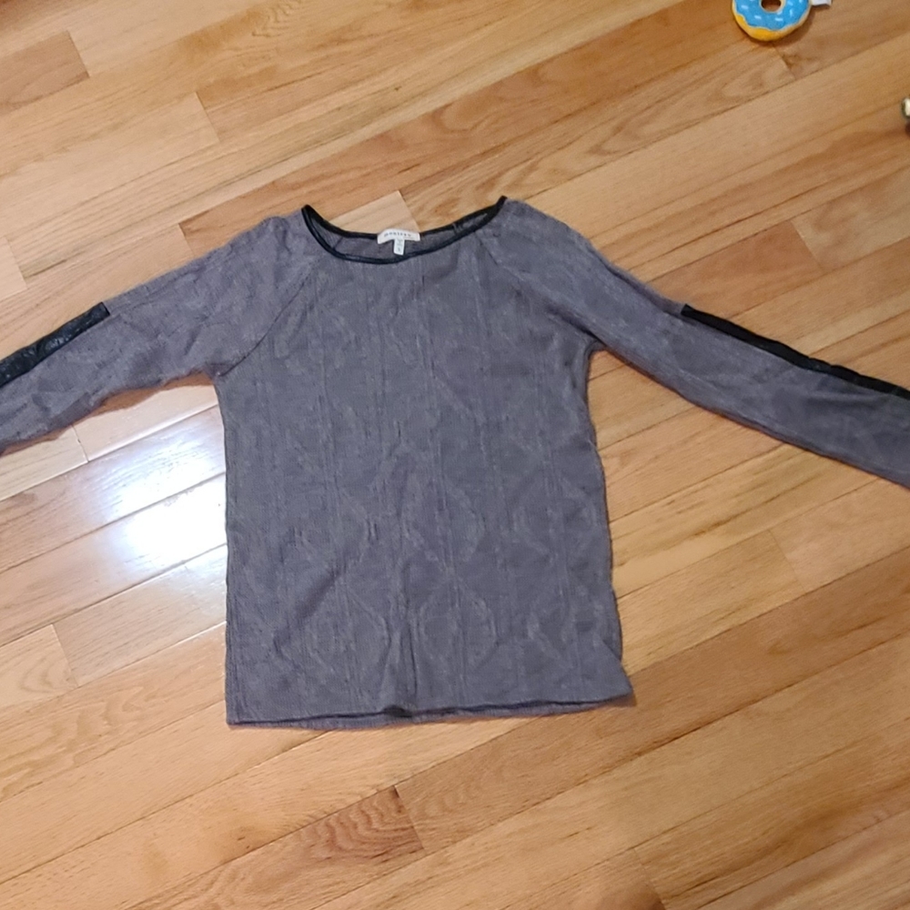 Gray Top w/Black Faux Leather Trim
